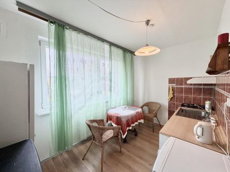 Pronájem bytu 3+1 70 m2 - Фото 2