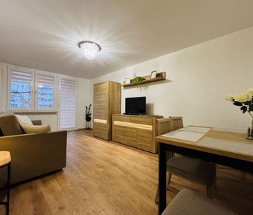 Po generalnym remoncie | Balkon | Metro | 2 pokoje - Photo 4