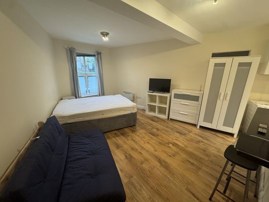 Amber Street, The Groves - P1620 - Photo 1