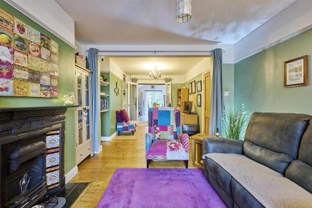 3 bedroom semi-detached house to rent - Photo 2