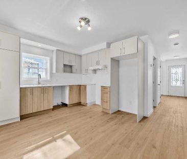 Ça va la peine de venir voir! 2 appartements 5 1/2, avec stationnem... - Photo 4