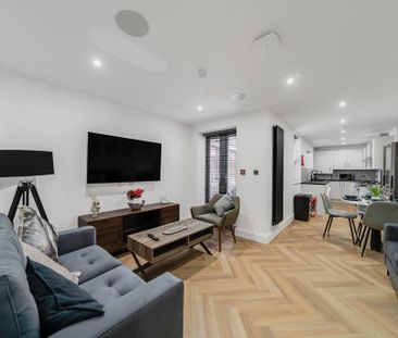 1 bedroom in a house share to rent - Photo 1