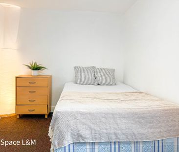 Basingstoke Road, Reading, Berkshire, RG2 0ET - Photo 5