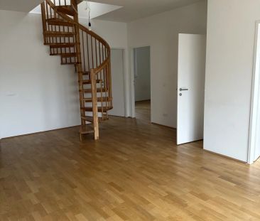 Sonnige, barrierefreie Wohnung mit großen Terrasse/ Dachterrasse, i... - Photo 3