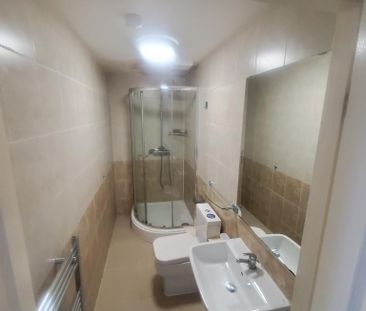 Studio to rent - Photo 4