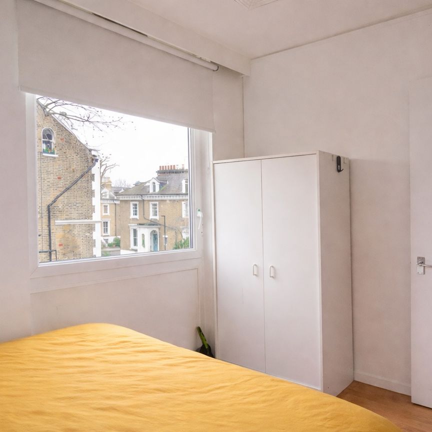 Room in a Shared Flat, Amazing Double Room In Stockwell/Nin, SW8 - Photo 1
