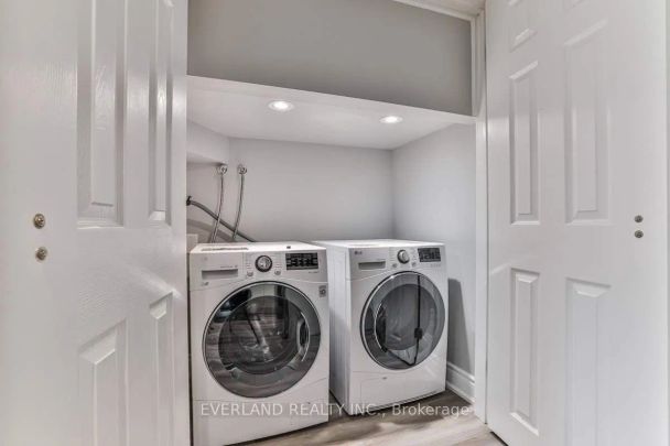 Detached Home For Lease | N9246525 - Photo 1