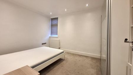 3 bedroom maisonette to rent - Photo 4