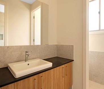 Stylish, Brand New Home in the Heart of Riverlea - Photo 6