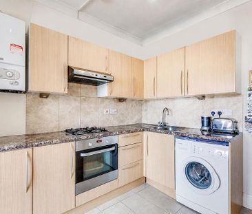 3 bedroom apartment to rent - Photo 5