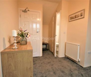 1 bedroom in a house share to rent - Photo 4