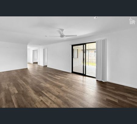 57 Girraween Way, Eli Waters, Qld 4655 - Photo 4