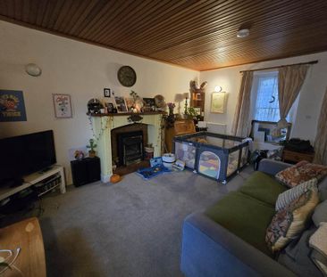 2 bedroom house to rent - Photo 2