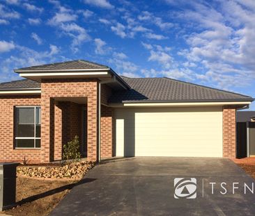 Spacious family home - Photo 2