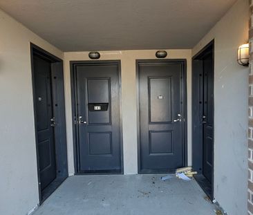 For Lease - 370 Fisher Mills Road Unit# C48, Cambridge, Ontario - Photo 5