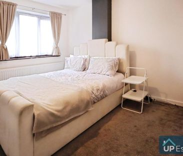 3 bedroom end of terrace house to rent - Photo 6