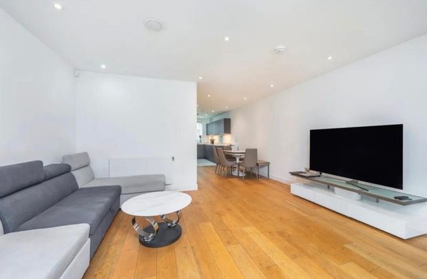 Room in a Shared House, Rennie Street, SE10 - Photo 1