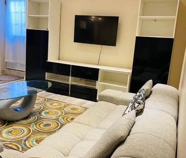 For Lease - 3916 Tacc Drive, Mississauga, Ontario - Photo 3