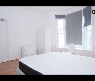 Room in a Shared House, Hornsey Park Road, N8 - Photo 2