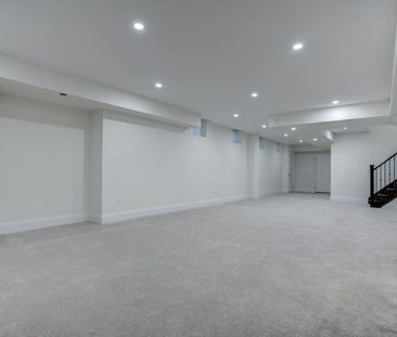 For Lease - 13 Bannockburn Drive, Vaughan, Ontario - Photo 2