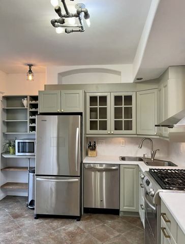 For Lease - 4 Edgewood Avenue, Toronto, Ontario - Photo 3