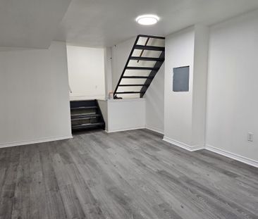 For Lease - 24 Sylvia Street Unit# Back Unit, Barrie, Ontario - Photo 5