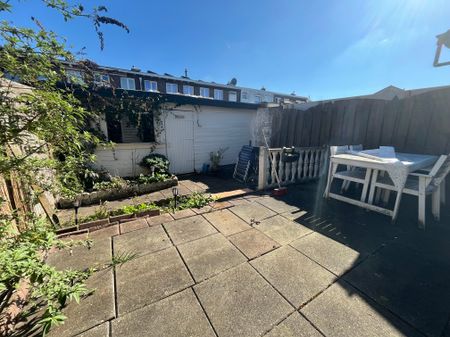 Te huur: Studio Jacob van Lennepstraat 12 in Dordrecht - Photo 4