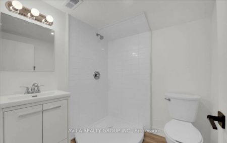 178 East 34th Street #Basement - Photo 4