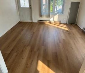 ✨ Grand 4 1/2 à louer – Centre-ville de Joliette ✨rue St-Viateur - Photo 1