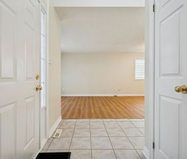 For Lease - 136 Marsellus Drive, Barrie, Ontario - Photo 6