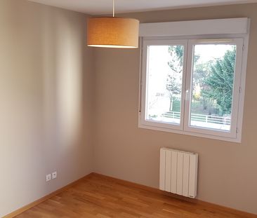 Location Appartement 2 pièces 57m² - Photo 6