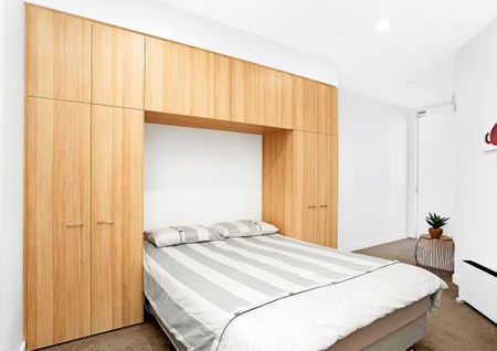 SECURE APARTMENT LIVING IN PRIME SANDRINGHAM LOCATION! - Photo 2