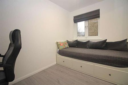 Liden Close, London, E17 - Photo 3