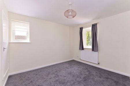 Fox Road, Haslemere - 1 bedroomProperty for lettings - Seymours - Photo 5