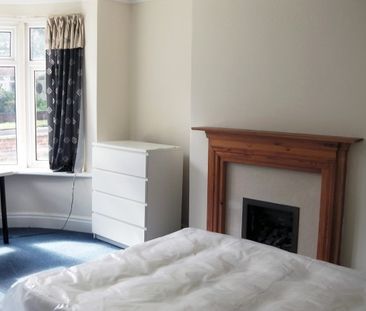 Stunning house in Headingley, excellent location! - Photo 5