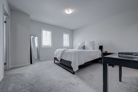 For Lease - 170 Maclachlan Avenue, Haldimand, Ontario - Photo 2