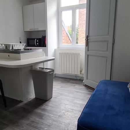 Location Appartement 1 pièce 17m² ARMENTIERES 59280 - Photo 4