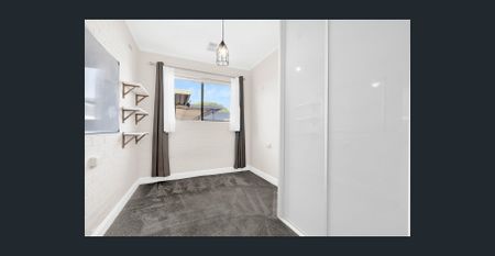 Hi, I’m modern, spacious living in the heart of Campbelltown - Photo 3