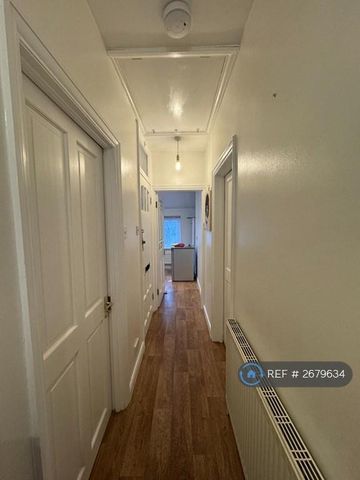 2 bedroom maisonette to rent - Photo 3