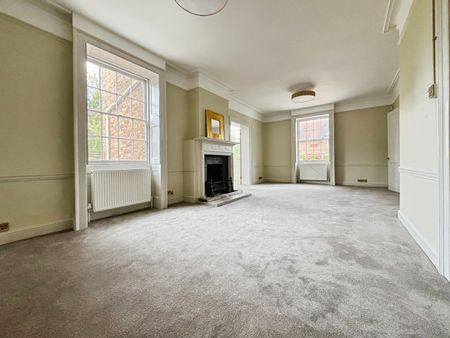 Straight Road, Old Windsor, Windsor, Berkshire, SL4 2RL - Photo 3