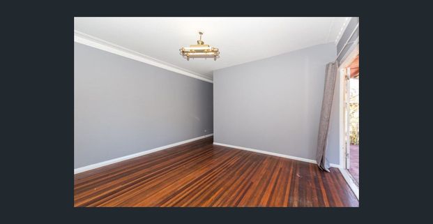 Cottage Vibes in Mitchelton - Photo 1