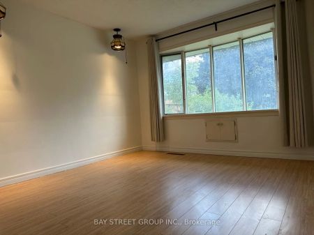 Property For Lease | E8482110 - Photo 3