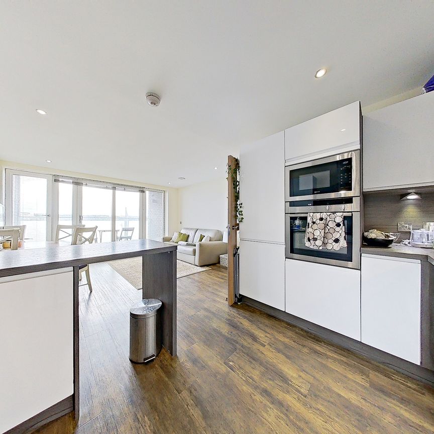 Waterfront Apartments, Dundee - Photo 1