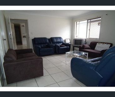 Room 6/97 Sherwood Road, Rocklea, Qld 4106 - Photo 1
