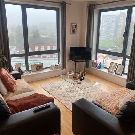 2 bed, 2 bath 20:20 House - City Centre, Leeds - Photo 1