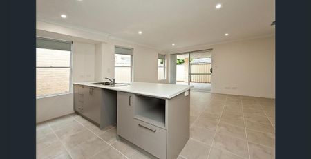 Beautiful Home - Photo 3