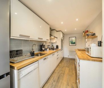 Gleneldon Road, SW16 2BQ, London - Photo 6