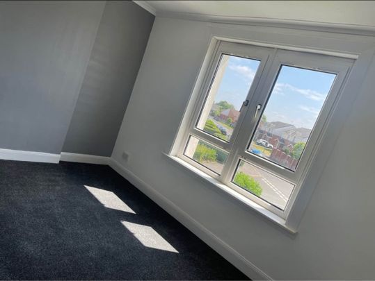 2 Bed Flat, Kincraig Street, G51 - Photo 1
