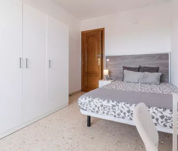 Room in a shared 5-bedroom apartment for rent in Albors - Foto 6