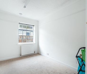 4 bedroom detached house to rent - Photo 4